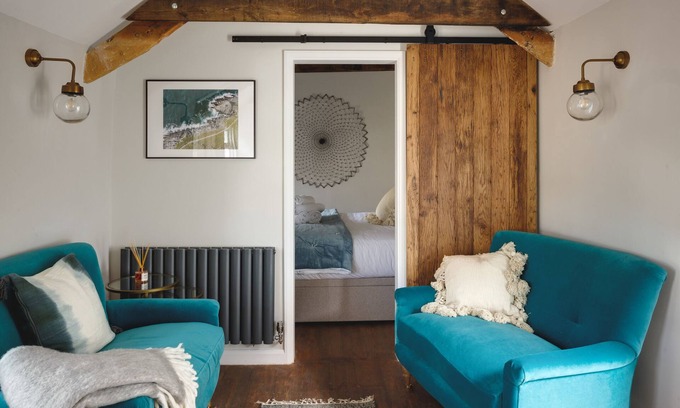 Port Isaac Cottage | Cozy 2-Bed Fisherman's Cottage with Oceanfront Views