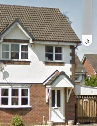 Openshaw House | Cozy 2-Bed House Steps from Manchester City Centre