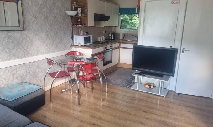 St Teath Villa | Inviting 2-Bed Villa in Camelford with Family-Friendly Amenities