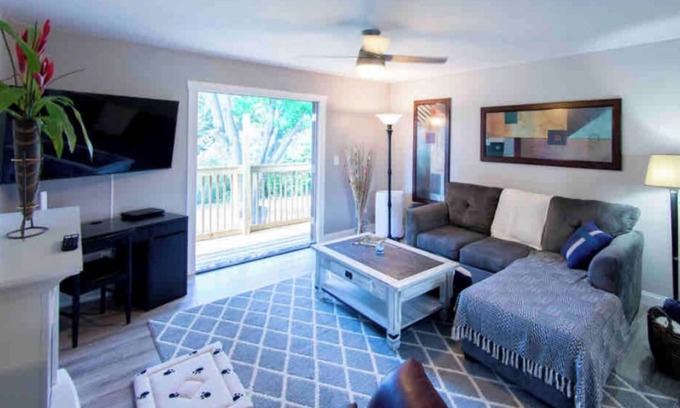 Fond du Lac House | Premier 2 Bedroom Duplex with Pet-Friendly Amenities