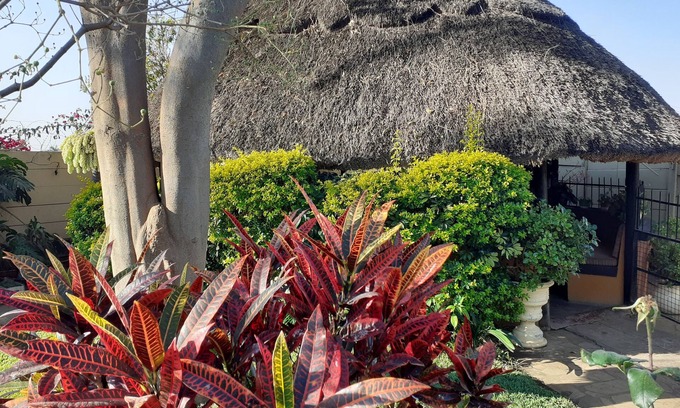 Harare House | Delightful 2-Bedroom Guest Cottage in Harare with Pool
