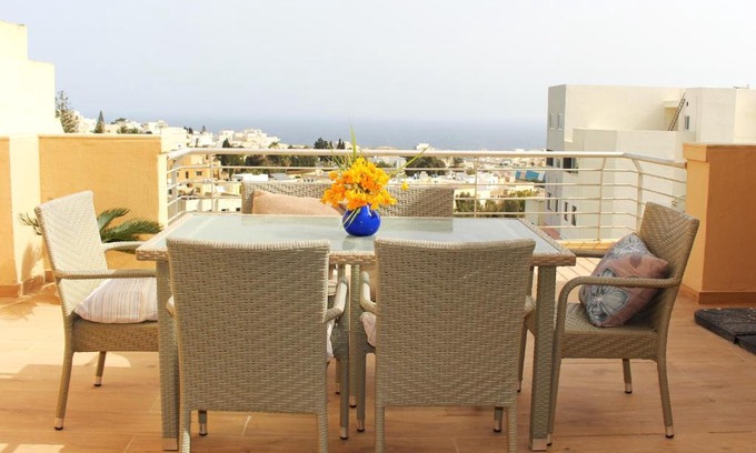 Tal-Ibrag Apartment | Elegant Penthouse with Breathtaking Views and Breakfast