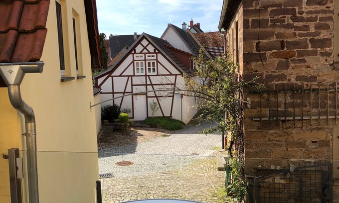 Prichsenstadt Apartment | Charming 2-Room Apartment in Prichsenstadt - Rated 9.8/10