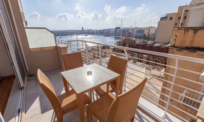 Sliema Apartment | Cozy 2BR Retreat with Sea Views and Family-Friendly Amenities