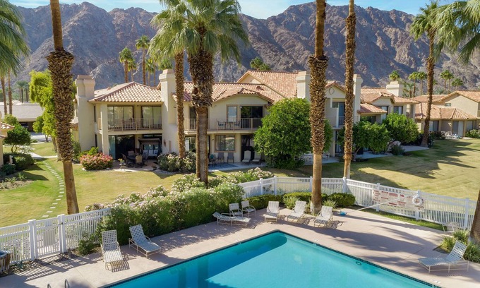 La Quinta House | Top-Rated 2BR Townhome with Pool & Breathtaking Views