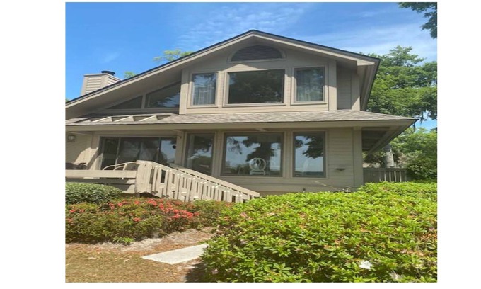 Saint Helena Island Condo | Cozy Waterfront Condo with Pool & Ocean Views - 9/10 Rating