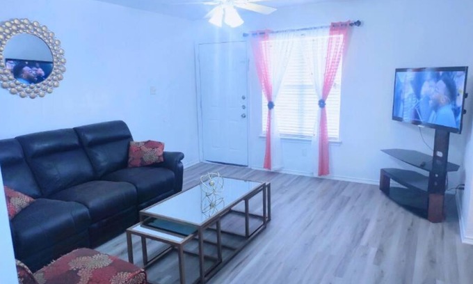 Killeen Apartment | Charming 3-Bedroom Apartment Perfect for Families