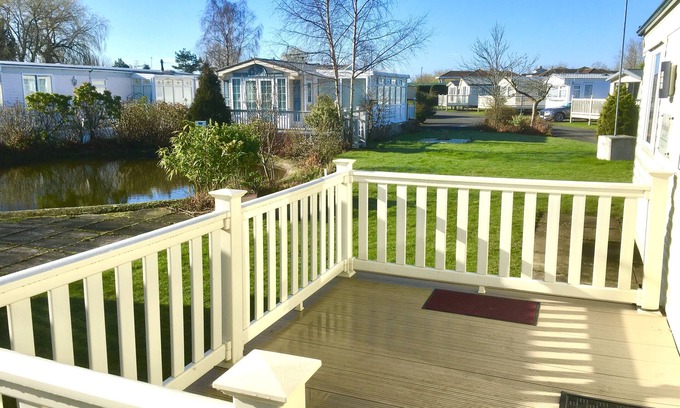 Skegness Cabin | Exceptional 3-Bed Caravan at Southview Park, Skegness