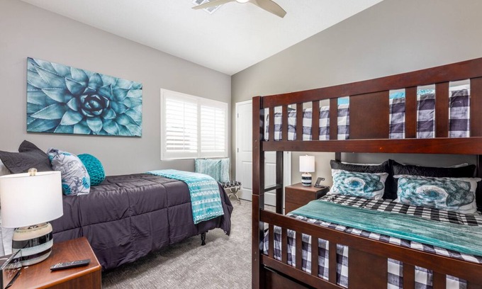 Mesquite House | Golf Retreat: 3-Bed Getaway with Spa and Family Amenities