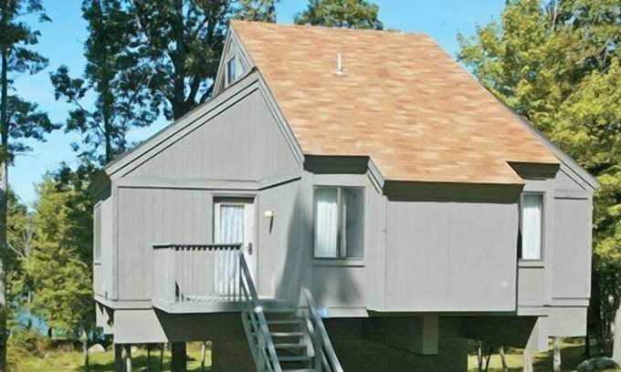 Tamiment Apartment | Beautiful 3 bedroom unit at resort, sleeps 8