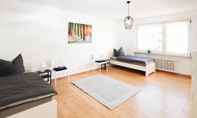 Wetzlar Apartment | Impeccable 3-Room Apartment - Guest Rated 10/10