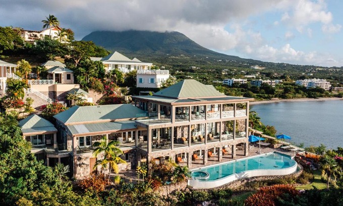 Cliffdwellers Villa | Oceanside Mansion: 4-Star Escape with Pool & Ocean Views
