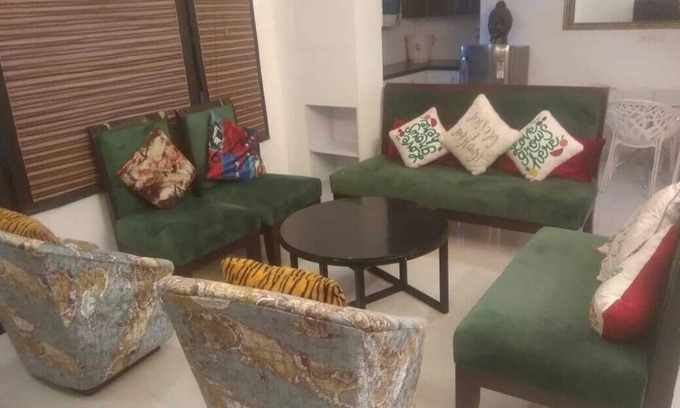 Sat Bari Apartment | Inviting 3BHK Apartment in Prime Chattarpur Location