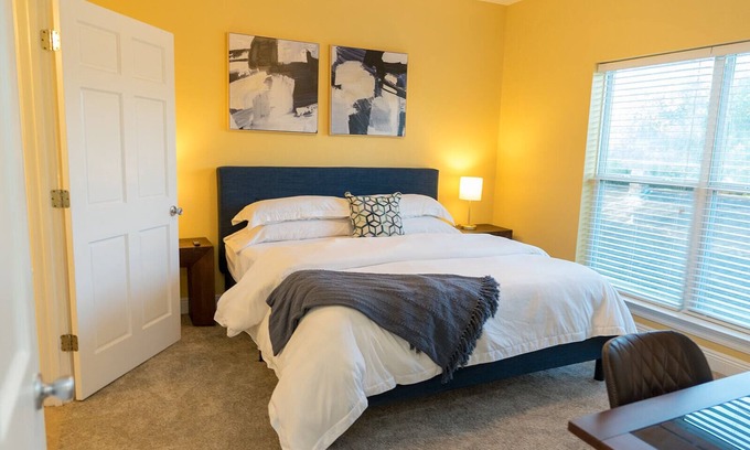 Kreole Apartment | Perfect Family Retreat with Complete Kitchen and 3 King Beds