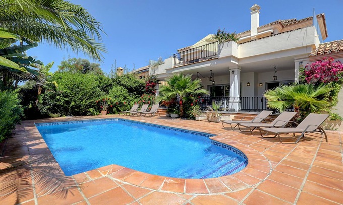 Carib Playa Villa | Elegant 4 Bed Villa with Heated Pool Near Artola Beach