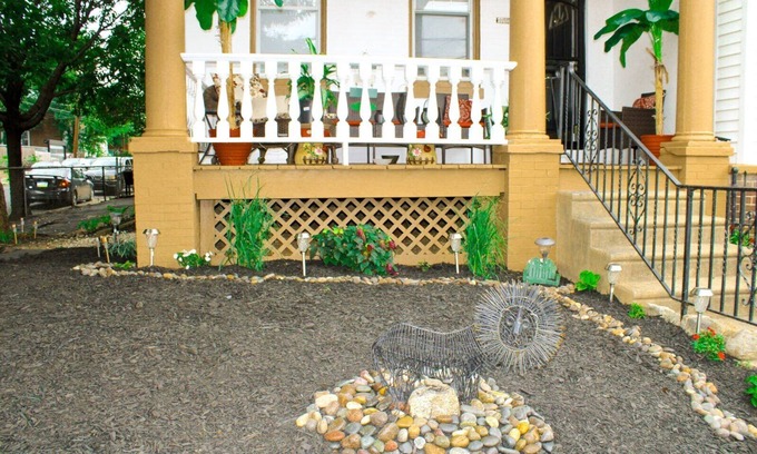 Olney-Oak Lane House | Inviting 4-Bedroom Retreat in Olney Near Shops & Transit