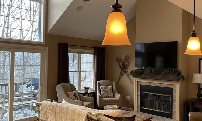Hancock House | Premier 4 Bedroom Townhouse at Jiminy Peak Resort