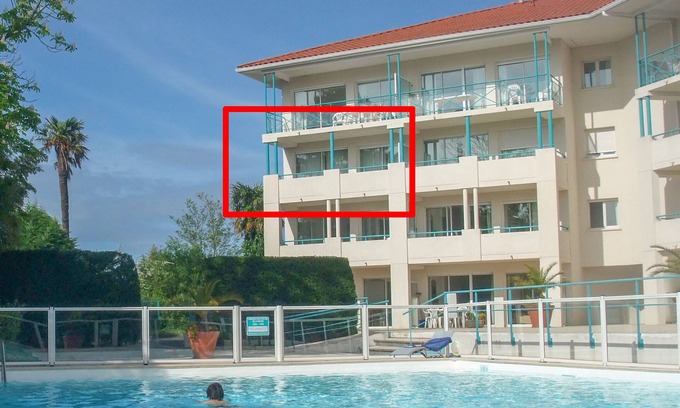 Ciboure Apartment | Inviting Apartment with Pool & Terraces Overlooking Golf Course