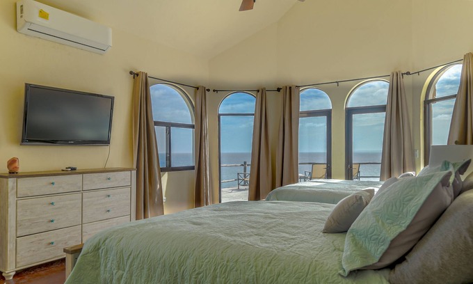 El Sargento Villa | Elegant 5-Bedroom Villa with Pool and Oceanfront Views