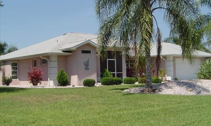 Broadmoor Villa | Inviting Villa with Ocean View & Private Pool Amenities
