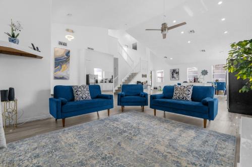 Indian Point House | Family-Focused Disney Dream Escape with Pool and Game Room