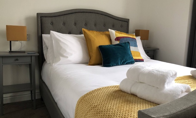 Inverness City Centre Apartment | Prime Location Hotel Near City Centre & River Ness