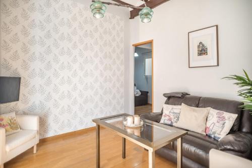San Roque Apartment | Bright 1Bd 1Bth Hotel in Center - Family Friendly Stay