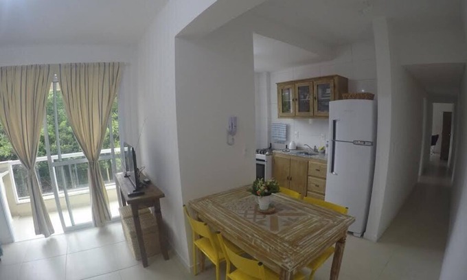 Governador Celso Ramos Apartment | Beautiful and cozy apartment on the beautiful beach of Palmas!