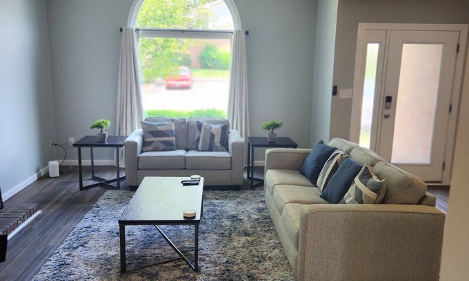 Warner Robins House | Top-Rated Vacation Home with Spa & Family-Friendly Amenities