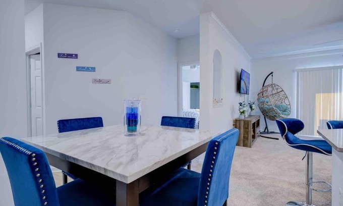 Dunwoody Apartment | Cozy 2 BR Retreat with Pool and Kid-Friendly Amenities