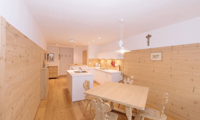 Aldino Apartment | Cozy Holiday Home “Ferienwohnung SHUPF Wieserhof” with Spa