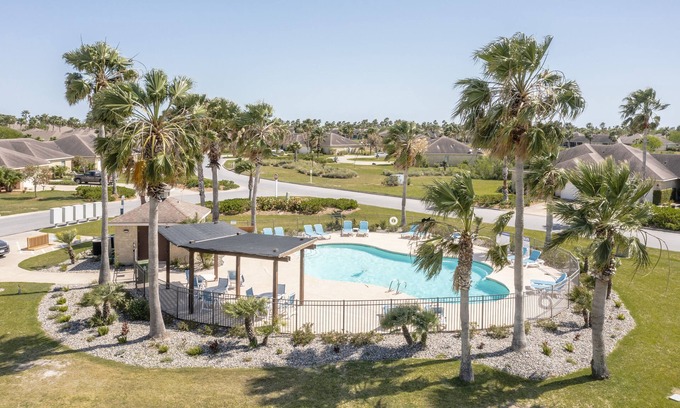 Laguna Vista House | Modern Retreat with Pool, Spa & Perfect 10 Review Score