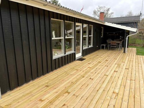 Øksenmølle House | Private Summerhouse Retreat with Inviting Terrace