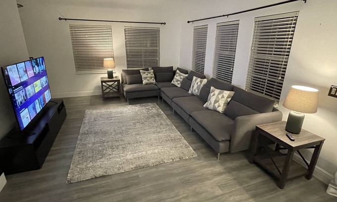 Bellavida House | Sunny House with Pool - Guest Rated 10/10 for Families