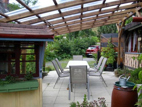 Bernau Apartment | Inviting Black Forest Apartment with Conservatory and Family Focus