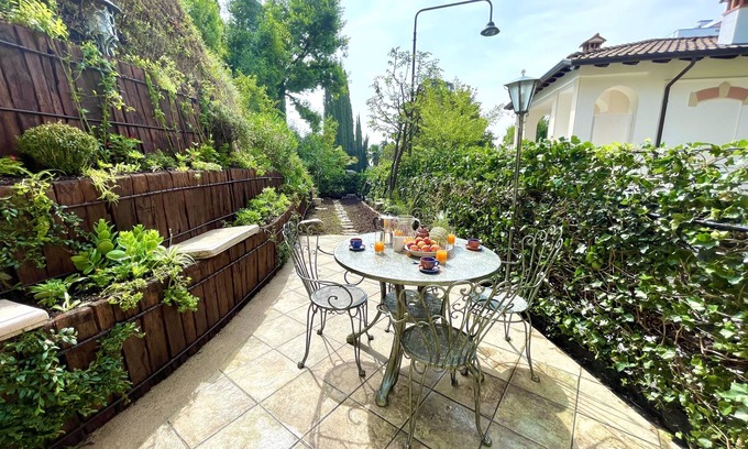 Gardone Riviera Apartment | Inviting Apartment for 4 with Garden Near Vittoriale