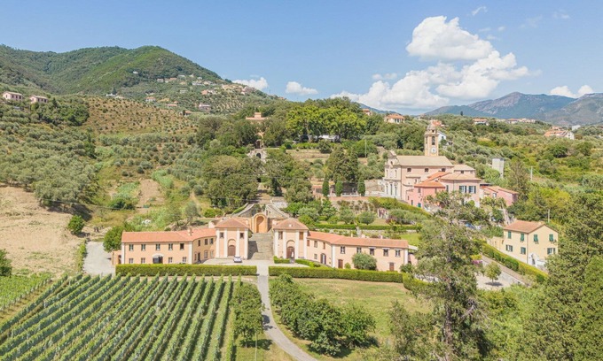Santo Stefano del Ponte Villa | Welcoming Villa Apartment for 6 with Ocean View & WiFi