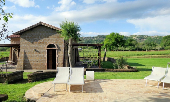 Montefiascone Villa | Inviting Villa Apartment with Pool, Pets Welcome & Scenic Views