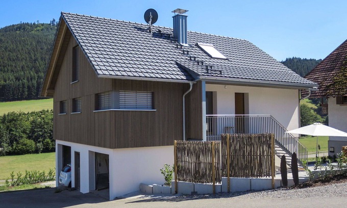 Hofstetten Apartment | Cozy Apartment for Two with Terrace, Parking & WIFI