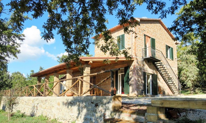 Bolsena Apartment | Cozy Apartment for 6 with Pool, Terrace & Pet-Friendly Stay