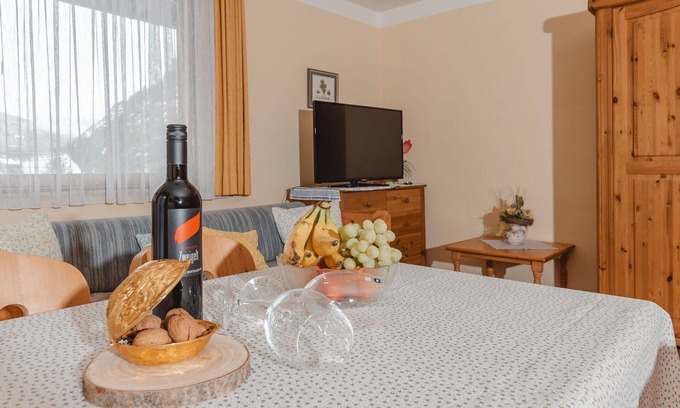 Bad Gastein Apartment | Beautiful apartment for 7 guests with WIFI, TV, balcony and pets allowed