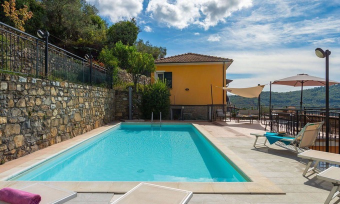 Pietrabruna Apartment | Relaxing Apartment with Pool, Ocean View & WiFi for 6
