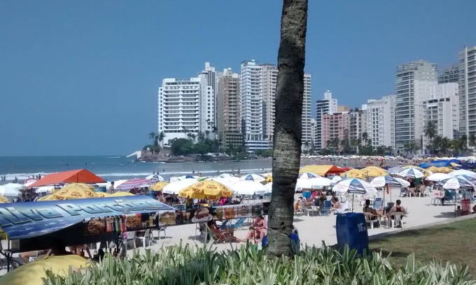 Asturias Apartment | Asturias-Guarujá: Oceanfront Retreat with Top Amenities