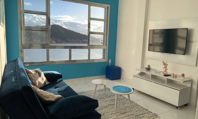 Sao Vicente Apartment | Cozy Apartment Near the Sea with Spa and Breakfast Included