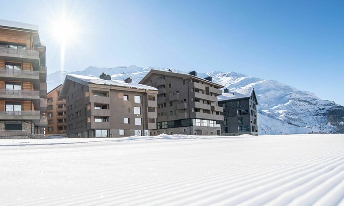 Andermatt Apartment | Beautiful apartment for 2 guests with WIFI, TV and parking