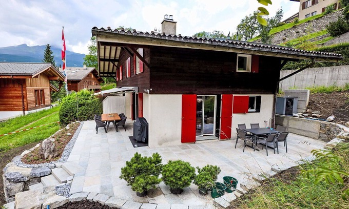 Grindelwald Apartment | Beautiful apartment for 6 people with WIFI, TV, terrace, pets allowed and parking