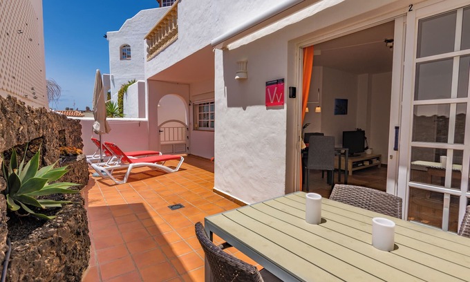 Morro Jable Apartment | Oceanfront Apartment with Terrace and Top Reviews