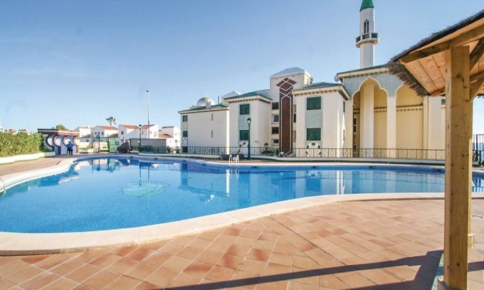 Santa Pola Apartment | Inviting Apartment with Pools, Minutes from the Beach