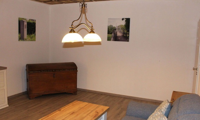 Bevergern Apartment | Cozy Apartment for 6 with WIFI, Terrace & Parking