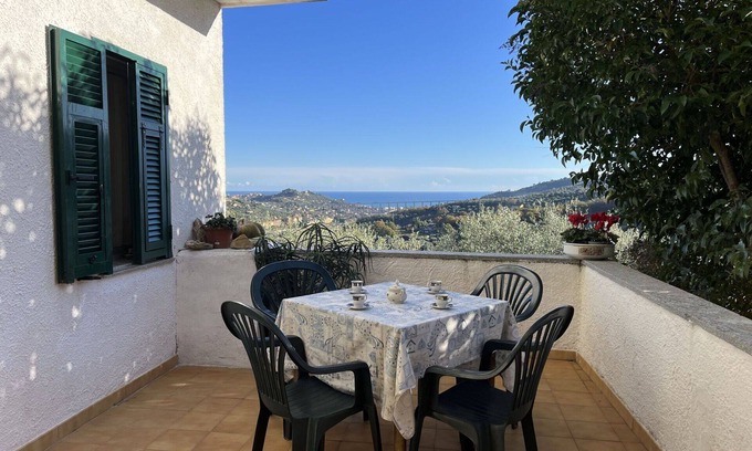 Torrazza Apartment | Inviting Apartment for 4 with Terrace and Ocean View